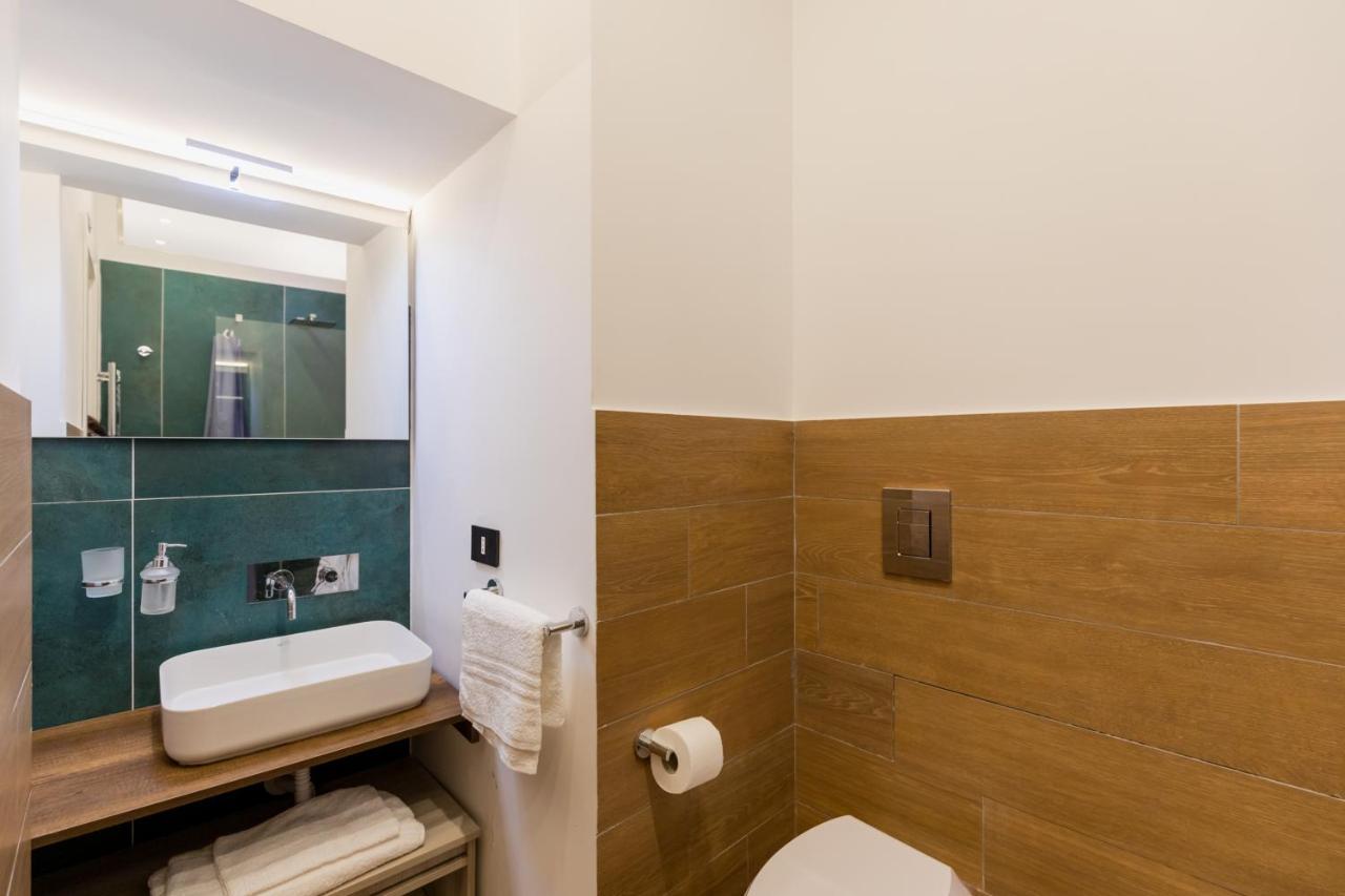 Exclusive Parking Flat X 4 Near Metro 1 Salvator Rosa Apartment Naples Exterior photo